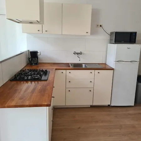 Avec Parking 50 M De La Apartamento