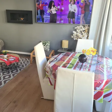 Avec Parking 50 M De La Appartement *